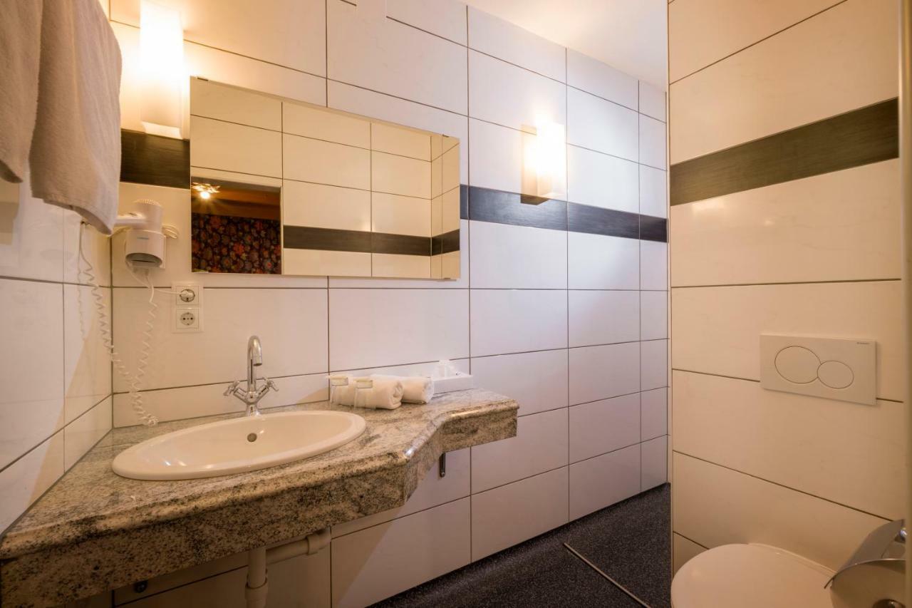 Gasthof Zellerstuben Zell am Ziller Eksteriør bilde